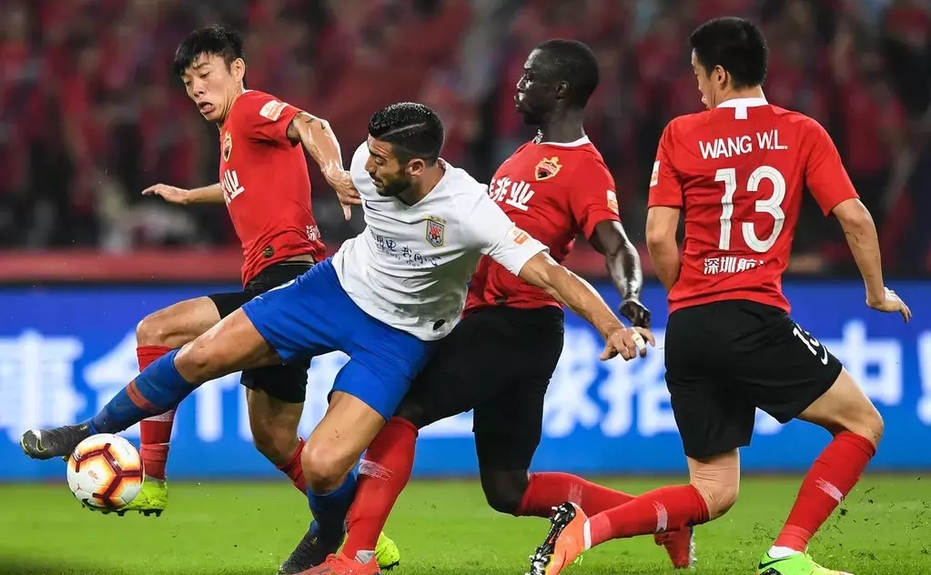 深圳队客场逆转胜海南，终结两连败的简单介绍