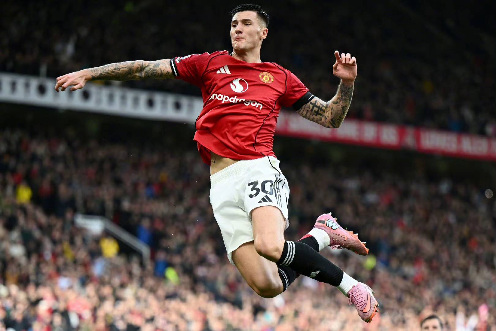 阿森纳主场挑战诺维奇力争胜利的简单介绍