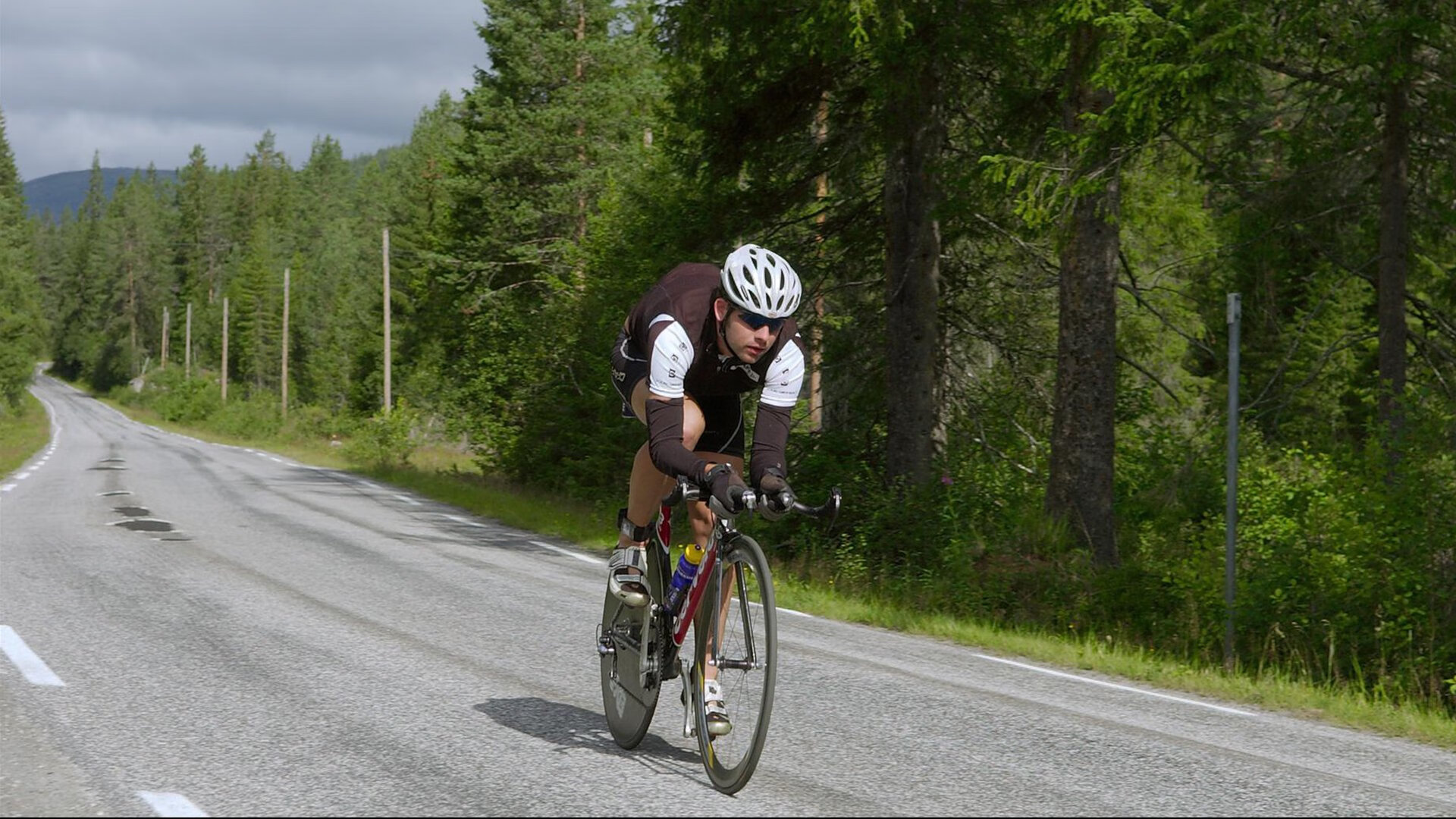 鏖战曼谷，中国队的坚韧与辛杜的惊艳